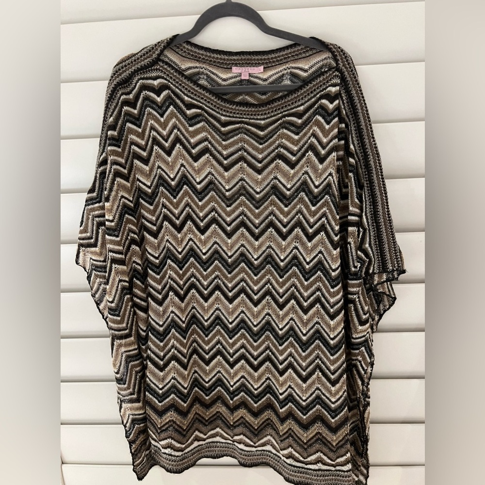 Like new Calypso St.Bart knit top size large- kaftan like
